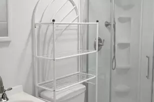 70 Port Ave, Elizabeth, NJ 07206 - Photo 5