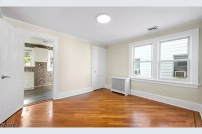 74 Hughes St, Maplewood, NJ 07040 - Photo 9