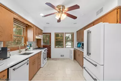 14 Andrew Ct, Bloomfield, NJ 07003 - Photo 1