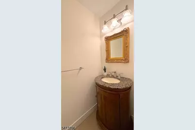 52 Cambridge Ct, Madison, NJ 07940 - Photo 7