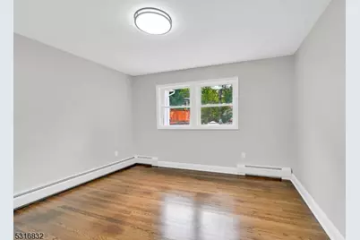 516 Riverdale Blvd, Pompton Lakes, NJ 07442 - Photo 21