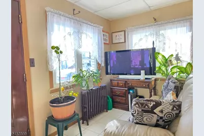 137 Fairbanks St, Hillside, NJ 07205 - Photo 21