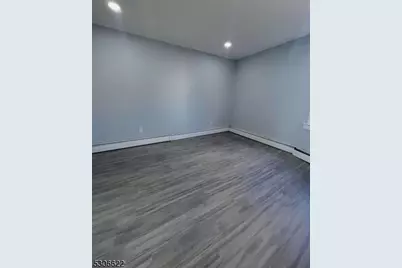 10-12 Cleveland Ave, Harrison, NJ 07029 - Photo 5