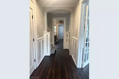 106 Clarendon Pl, Hackensack, NJ 07601 - Photo 21