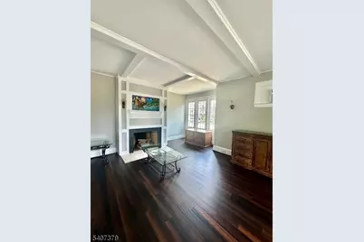 106 Clarendon Pl, Hackensack, NJ 07601 - Photo 7