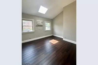 106 Clarendon Pl, Hackensack, NJ 07601 - Photo 5