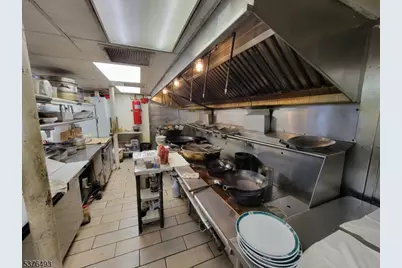 631 Valley Rd, Montclair, NJ 07043 - Photo 5