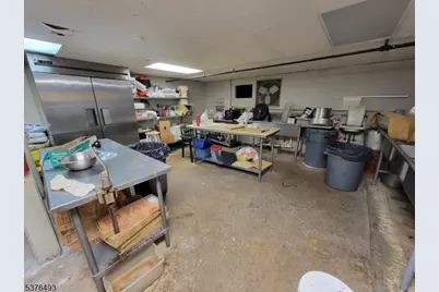 631 Valley Rd, Montclair, NJ 07043 - Photo 23