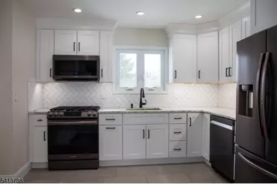 711 Brooklyn Ave, Raritan, NJ 08869 - Photo 7