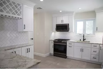 711 Brooklyn Ave, Raritan, NJ 08869 - Photo 11