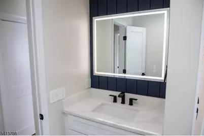 711 Brooklyn Ave, Raritan, NJ 08869 - Photo 35