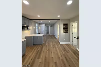 254 Montclair Ave, Union Township, NJ 07088 - Photo 5