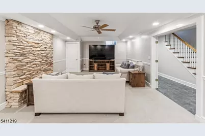 1532 Long Meadow, Mountainside, NJ 07092 - Photo 15