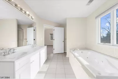 205 Hogan Ct, Bethlehem Township, NJ 08802 - Photo 23