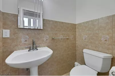 108 Packanack Lake Rd, Wayne, NJ 07470 - Photo 29