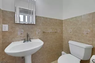 108 Packanack Lake Rd, Wayne, NJ 07470 - Photo 29