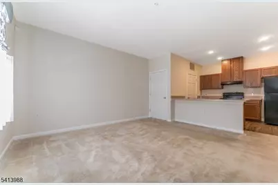 101 Altra Road, Raritan Township, NJ 08822 - Photo 5