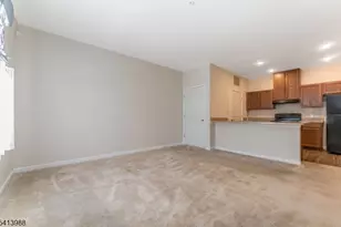 101 Altra Rd, Raritan Township, NJ 08822 - Photo 5