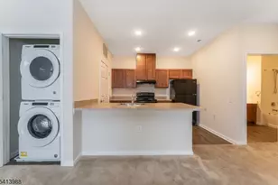 101 Altra Rd, Raritan Township, NJ 08822 - Photo 11