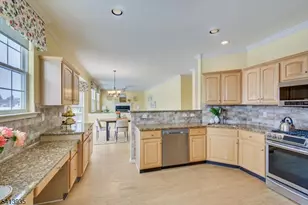 4 Veghte Pl, Franklin Township, NJ 08823 - Photo 17