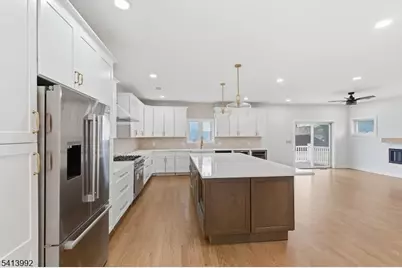 54 We Washington Avenue, Atlantic Highlands, NJ 07716 - Photo 3