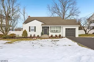 14 Buckingham Dr, Madison, NJ 07940 - Photo 1