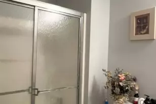 870 Honeybrook Cir, Lopatcong Township, NJ 08886 - Photo 17