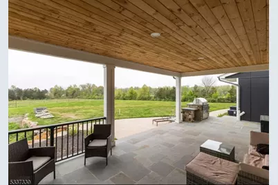 134 Hillsborough Rd, Hillsborough Township, NJ 08844 - Photo 17