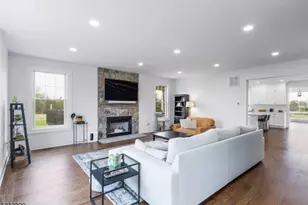 134 Hillsborough Rd, Hillsborough Township, NJ 08844 - Photo 7