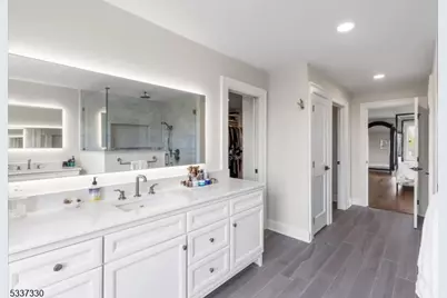 134 Hillsborough Rd, Hillsborough Township, NJ 08844 - Photo 27