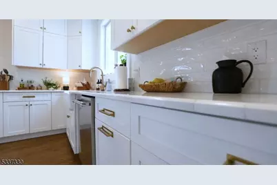 134 Hillsborough Rd, Hillsborough Township, NJ 08844 - Photo 11