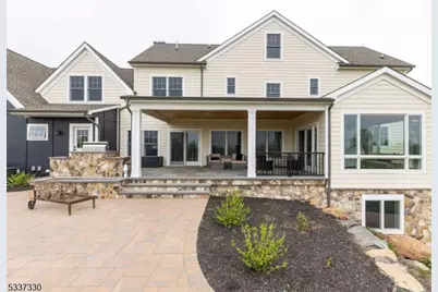 134 Hillsborough Rd, Hillsborough Township, NJ 08844 - Photo 37