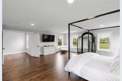 134 Hillsborough Rd, Hillsborough Township, NJ 08844 - Photo 23