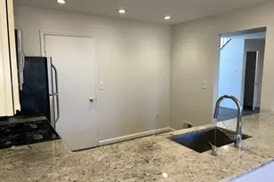 111 Wisbech Pl, Franklin Township, NJ 08873 - Photo 3