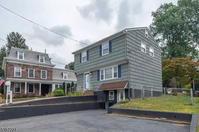 98 Browertown Rd, Little Falls Township, NJ 07424 - Photo 29