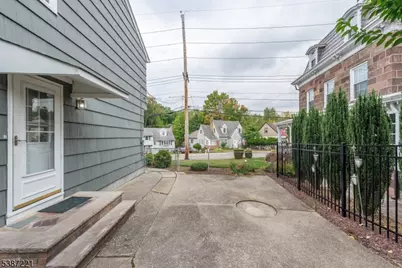 98 Browertown Rd, Little Falls Township, NJ 07424 - Photo 23