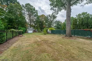 98 Browertown Rd, Little Falls Township, NJ 07424 - Photo 25