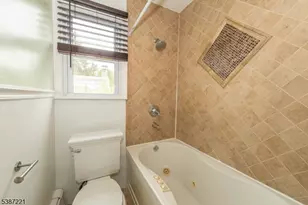 98 Browertown Rd, Little Falls Township, NJ 07424 - Photo 21