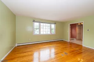 98 Browertown Rd, Little Falls Township, NJ 07424 - Photo 9