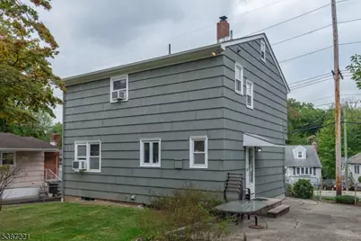 98 Browertown Rd, Little Falls Township, NJ 07424 - Photo 27