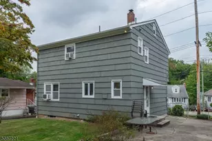 98 Browertown Rd, Little Falls Township, NJ 07424 - Photo 27