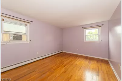 98 Browertown Rd, Little Falls Township, NJ 07424 - Photo 15