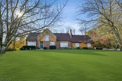 193 Parker Rd, Washington Township, NJ 07853 - Photo 1