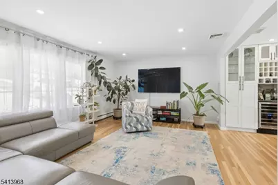 11 Lewis Ln, Sparta Township, NJ 07871 - Photo 3