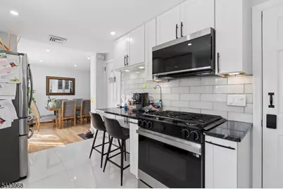 11 Lewis Ln, Sparta Township, NJ 07871 - Photo 7