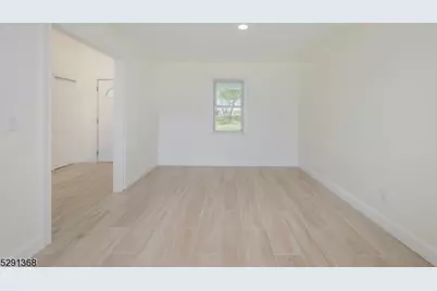 21 Mountain View Dr, Chester, NJ 07930 - Photo 11