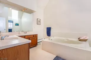 7 Chestnut St, Washington Township, NJ 07853 - Photo 27