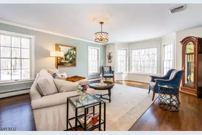 7 Chestnut St, Washington Township, NJ 07853 - Photo 7