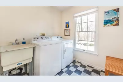 7 Chestnut St, Washington Township, NJ 07853 - Photo 23