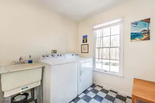 7 Chestnut St, Washington Township, NJ 07853 - Photo 23